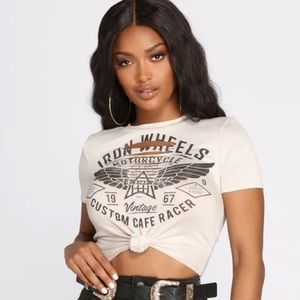 WINDSOR | Women’s Rare Cream Vintage Slashed Knot Front Tee Size XS